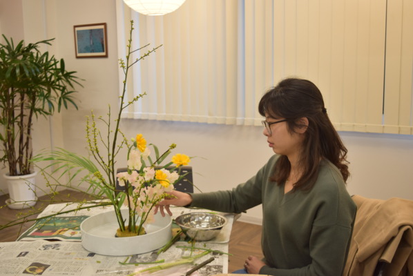 คราสเรียนจัดดอกไม้แบบญี่ปุ่น